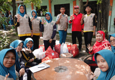 “Aksi Nyata Hari Bumi di SMPN 3 Krian: Hemat Energi dan Peduli Lingkungan”
