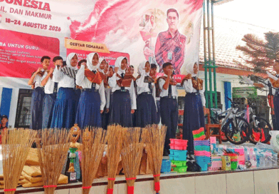 Semarak Lomba & Peringatan HUT Republik Indonesia ke 81 SMPN 3 Krian: Meriahkan Kemerdekaan dengan Semangat Kebersamaan Semarak Lomba & Peringatan HUT Republik Indonesia ke 81 SMPN 3 Krian: Meriahkan Kemerdekaan dengan Semangat Kebersamaan